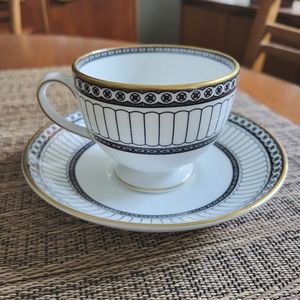 Wedgwood Colonnade Teacup/Saucer Set